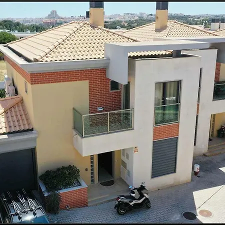 Villa Jardim *